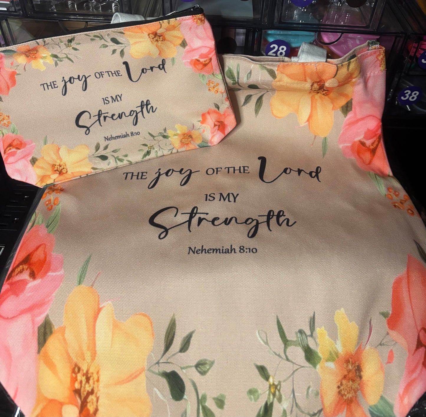 TOTE & COSMETIC BAG MATCHING SET